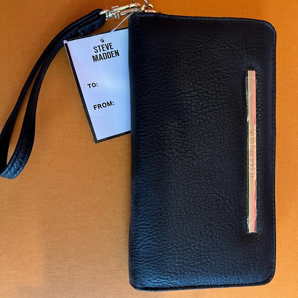 Steve Madden wallet